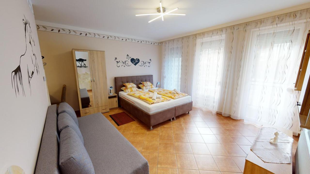 Cristian Apartman Hajdúszoboszló Exteriér fotografie